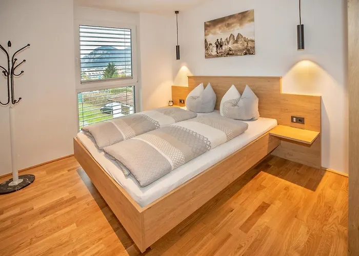 Ella * 因斯布鲁克